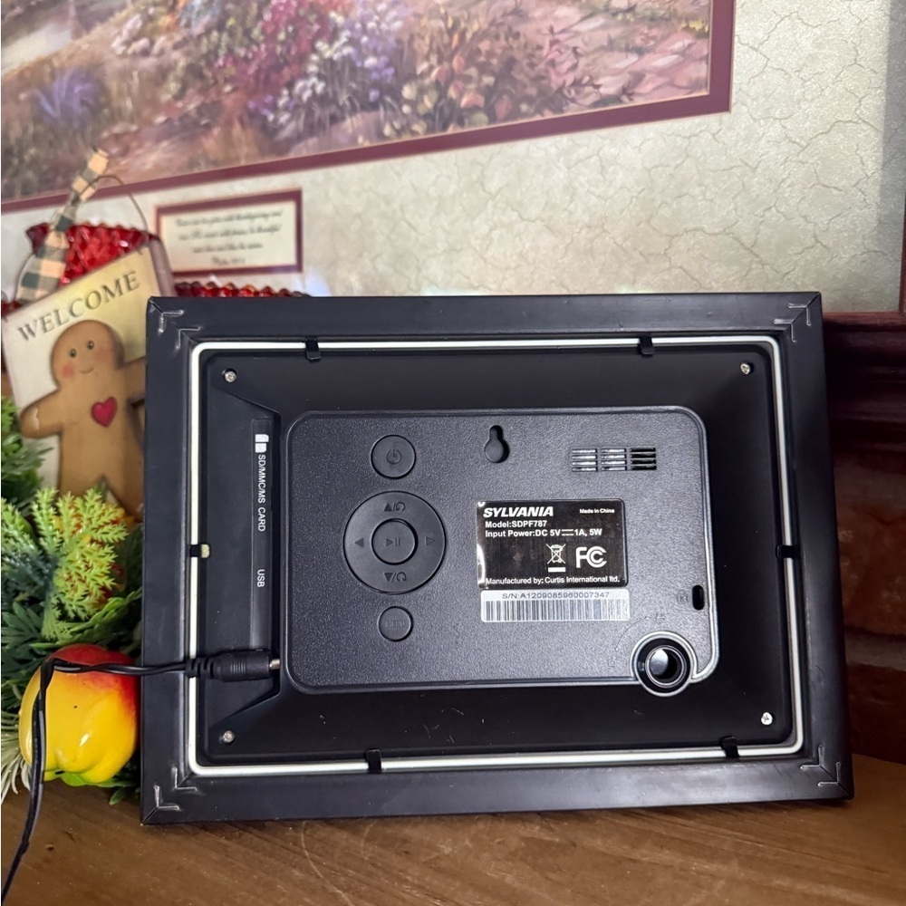 Digital Photo Frame - Picture 4 of 4